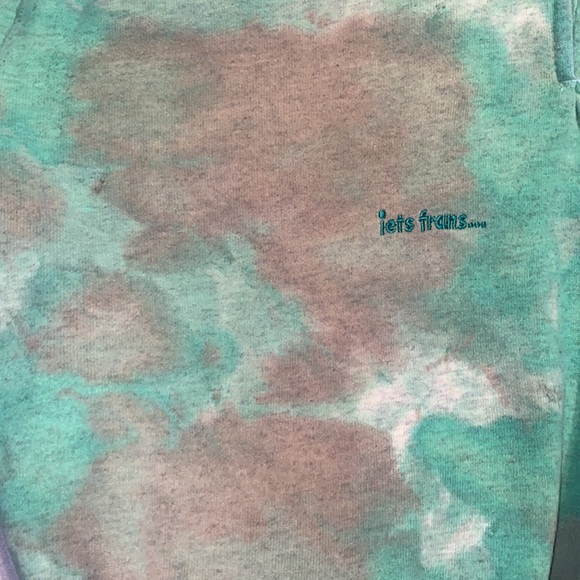 UO US M “iets frans…” (“something french”) green/tan tye-dye sweatpants - Picture 2 of 3